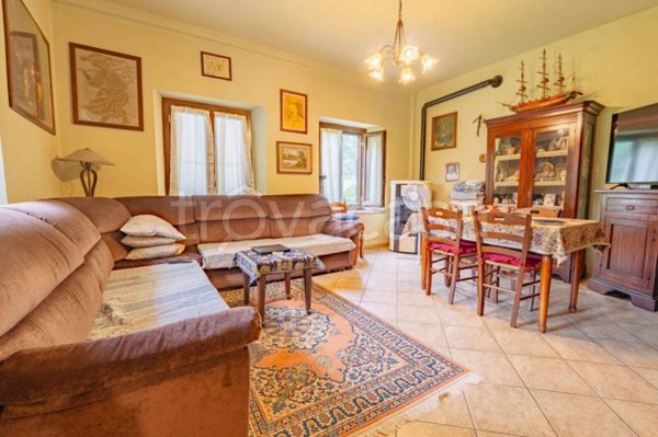 casa indipendente in vendita ad Inverso Pinasca