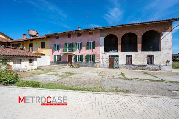 pentavano in vendita ad Isolabella