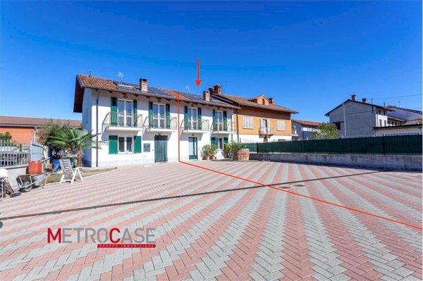 casa indipendente in vendita ad Isolabella