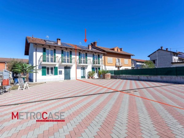 casa indipendente in vendita ad Isolabella