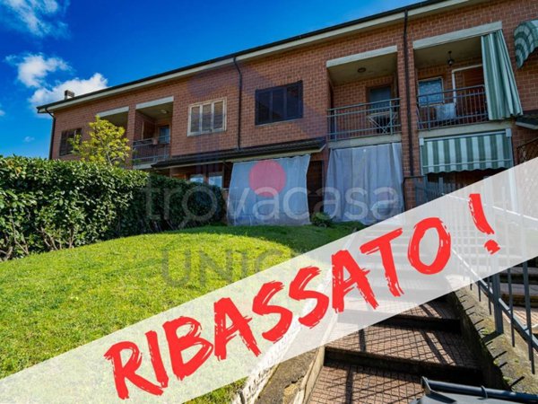 casa indipendente in vendita ad Isolabella