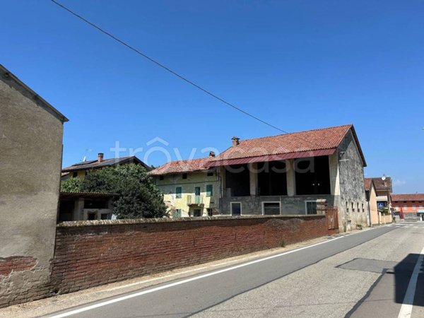 casa indipendente in vendita ad Isolabella