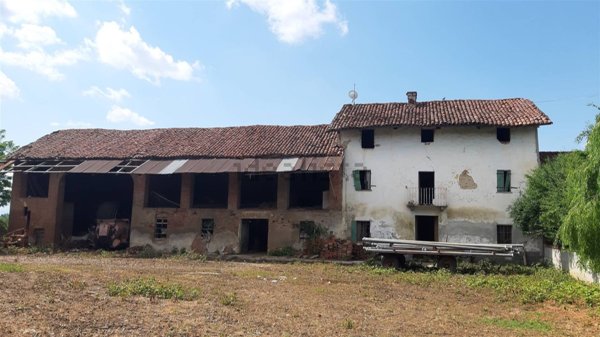 pentavano in vendita ad Isolabella