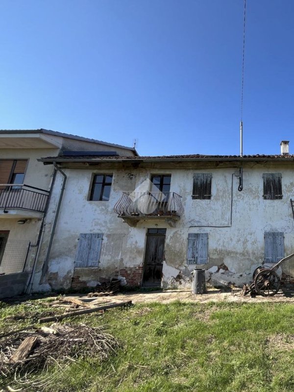 casale in vendita ad Isolabella