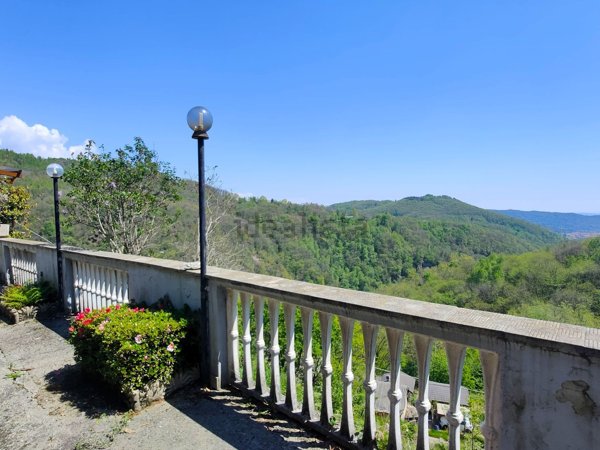 pentavano in vendita ad Issiglio