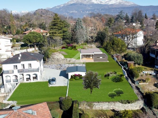 casa indipendente in vendita ad Ivrea