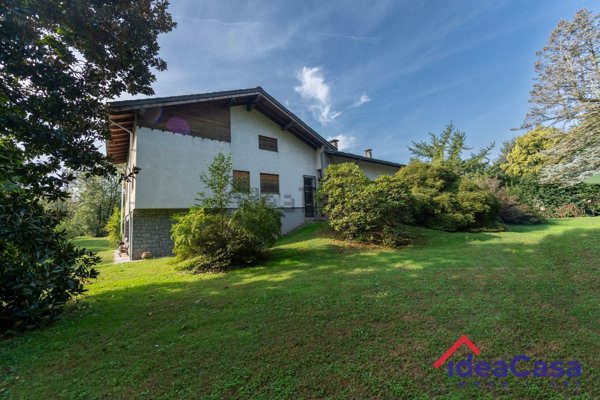 casa indipendente in vendita ad Ivrea