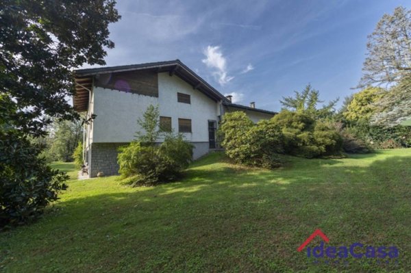 casa indipendente in vendita ad Ivrea