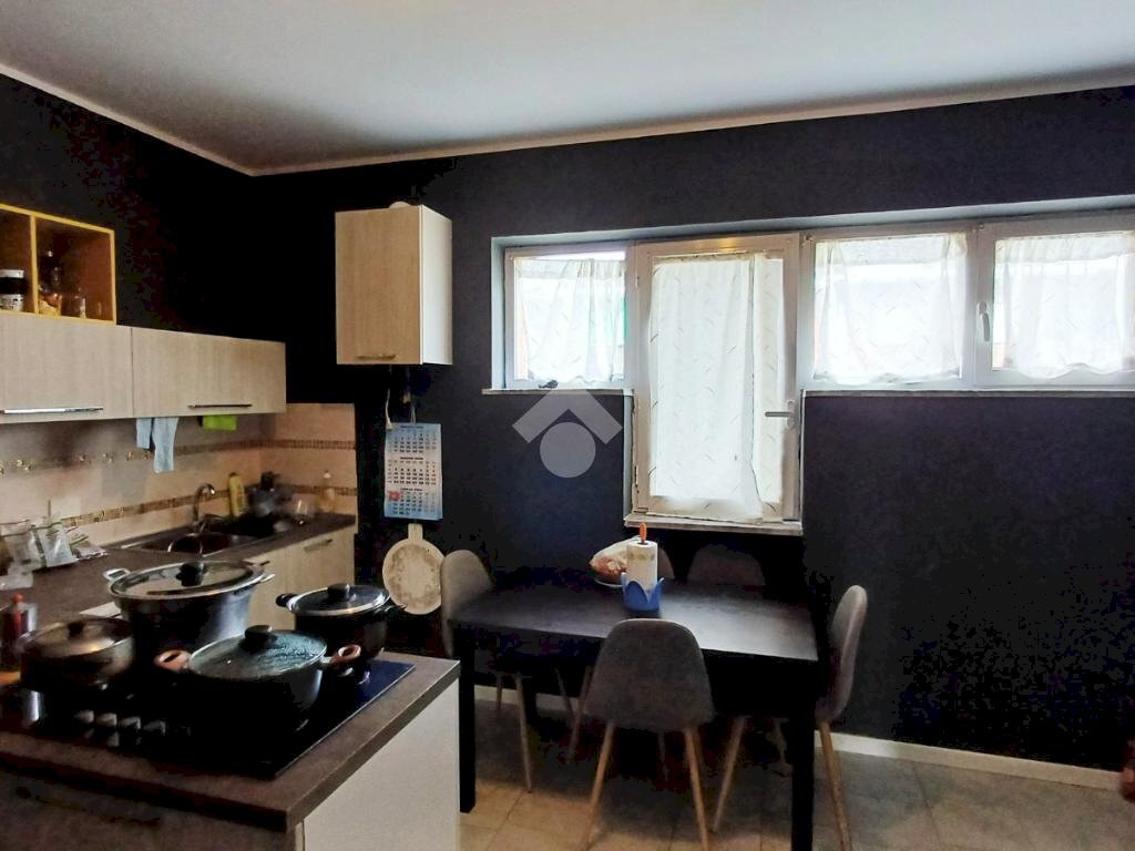 appartamento in vendita ad Ivrea in zona Bellavista