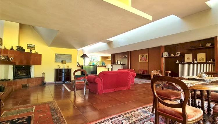 casa indipendente in vendita ad Ivrea