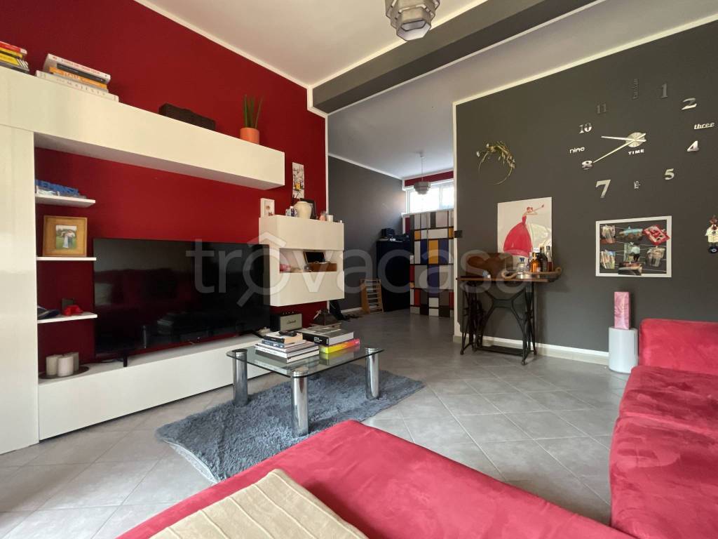 appartamento in vendita ad Ivrea in zona Bellavista