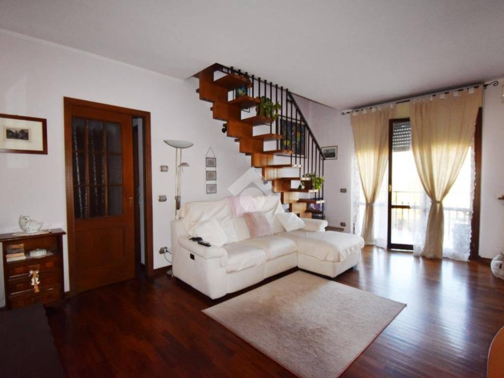 appartamento in vendita ad Ivrea