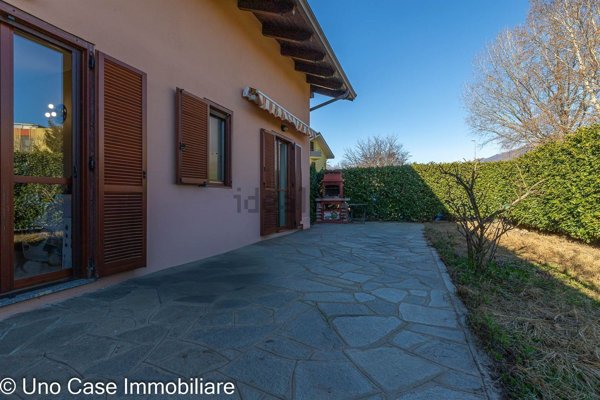 casa indipendente in vendita ad Ivrea