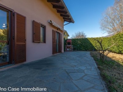 casa indipendente in vendita ad Ivrea