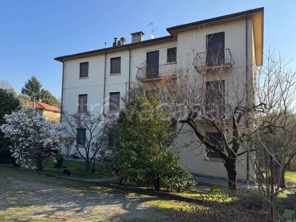 casa indipendente in vendita ad Ivrea