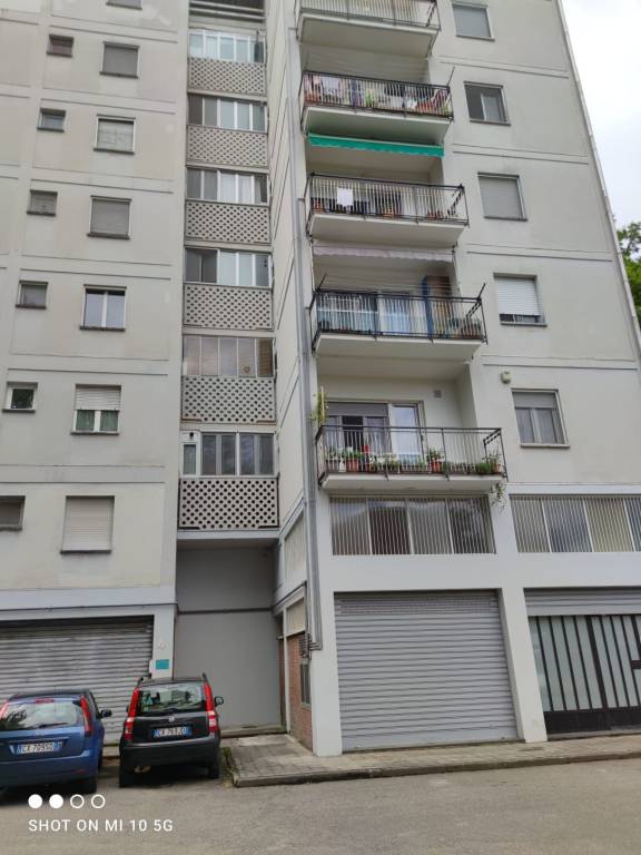 appartamento in vendita ad Ivrea in zona Bellavista