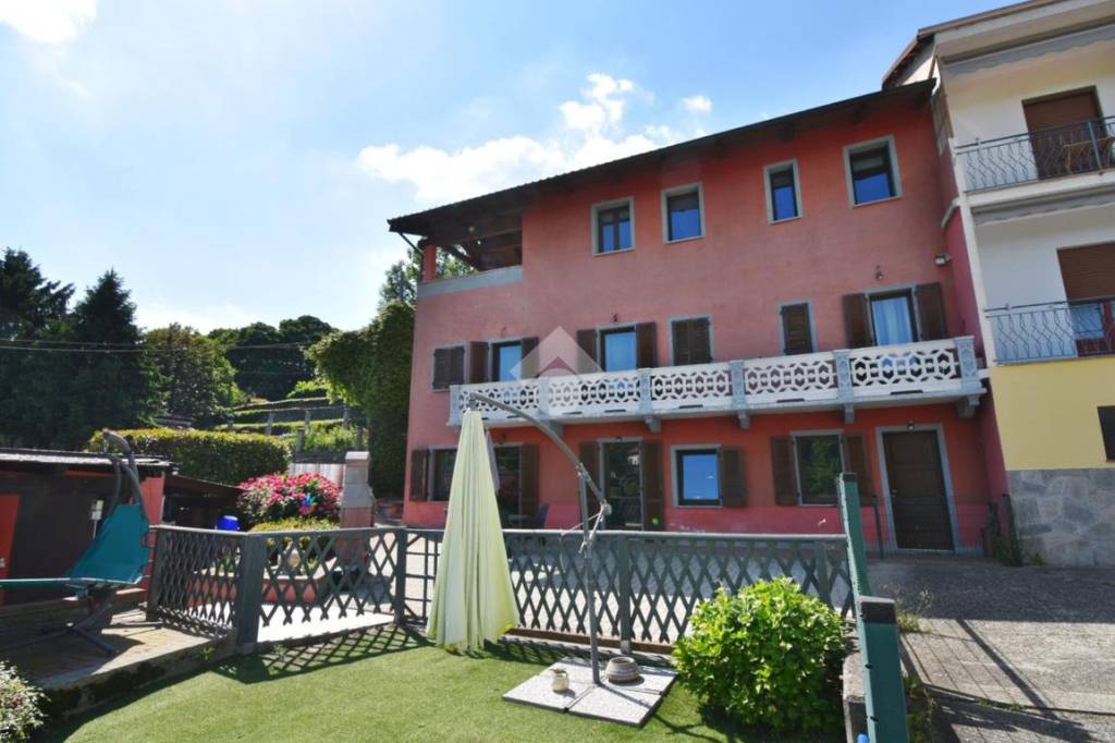 casa indipendente in vendita ad Ivrea
