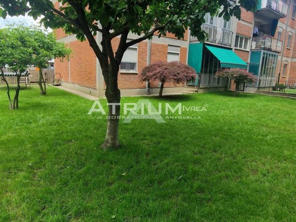 appartamento in vendita ad Ivrea in zona Bellavista
