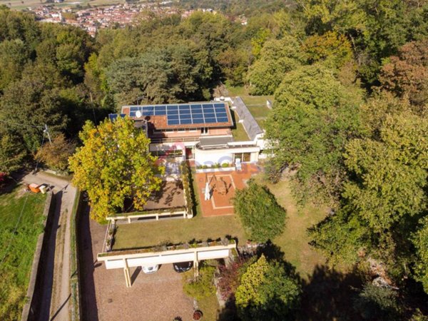 casa indipendente in vendita ad Ivrea