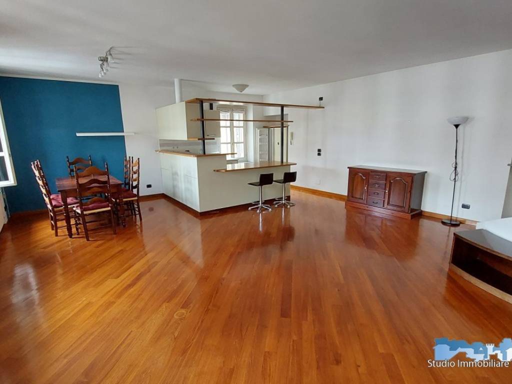 appartamento in vendita ad Ivrea