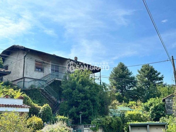 casa indipendente in vendita ad Ivrea