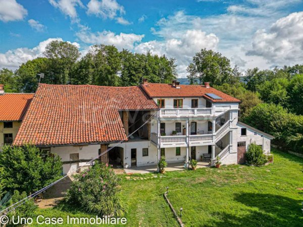 casa indipendente in vendita ad Ivrea