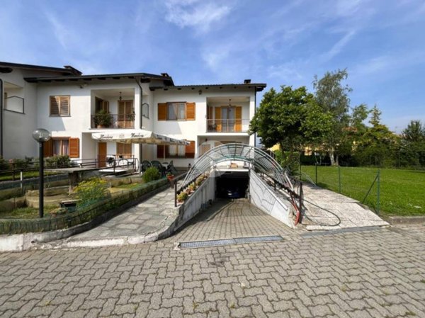 casa indipendente in vendita ad Ivrea