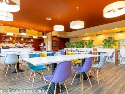 negozio in vendita ad Ivrea