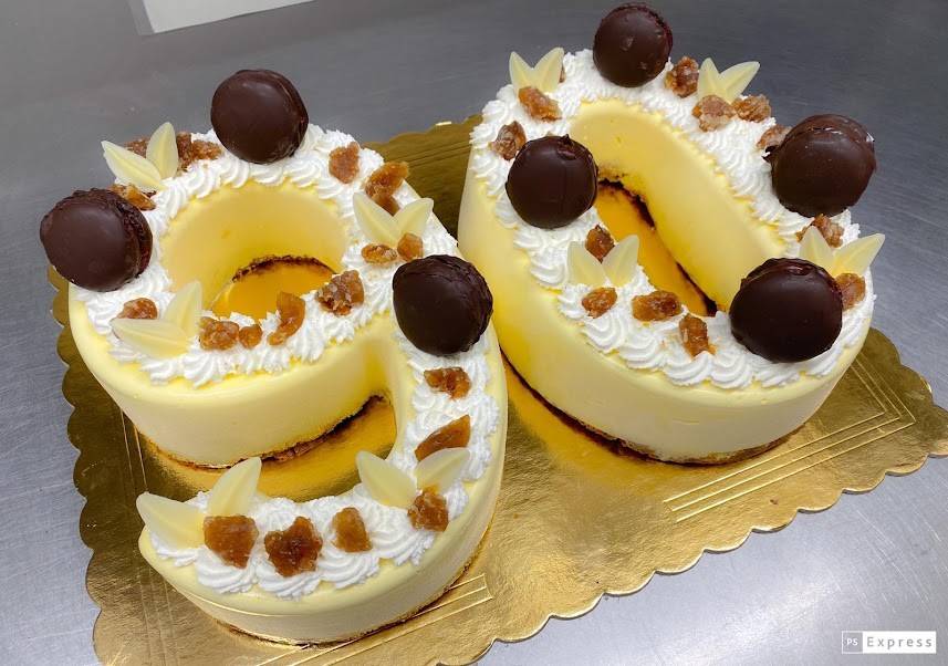 negozio in vendita ad Ivrea