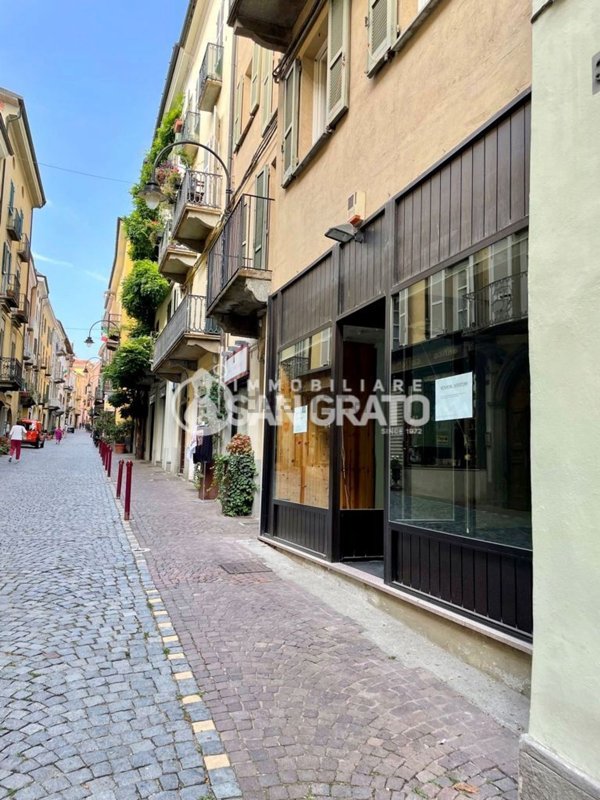 ufficio in vendita ad Ivrea