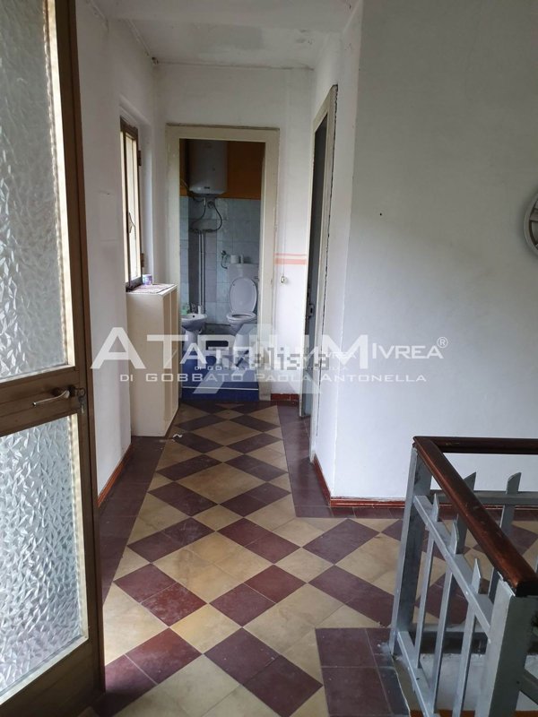 casa indipendente in vendita ad Ivrea