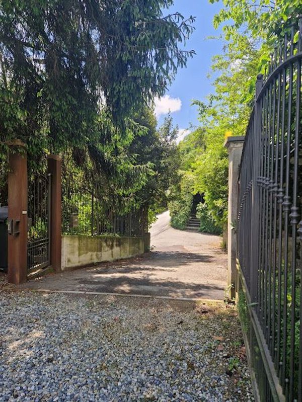 casa indipendente in vendita ad Ivrea