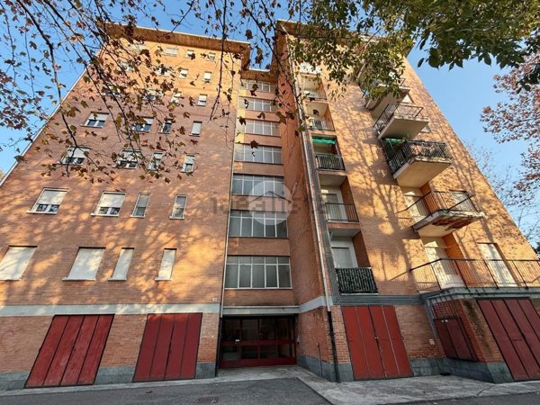 appartamento in vendita ad Ivrea in zona Bellavista