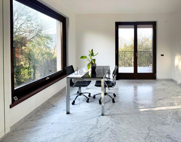 casa indipendente in vendita ad Ivrea