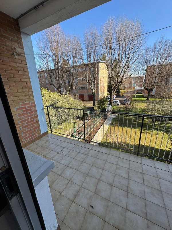 appartamento in vendita ad Ivrea in zona Bellavista