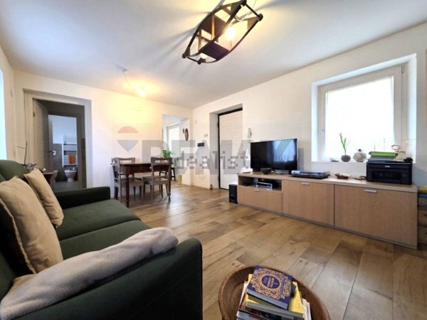 casa indipendente in vendita ad Ivrea