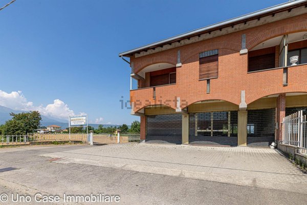 appartamento in vendita ad Ivrea in zona Bellavista