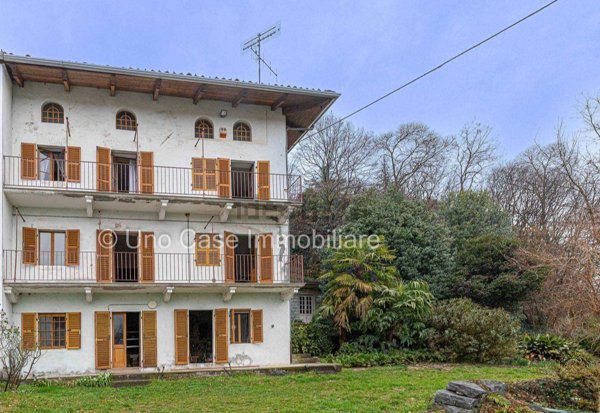 casa indipendente in vendita ad Ivrea