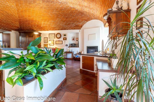 casa indipendente in vendita ad Ivrea