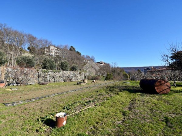 casa indipendente in vendita ad Ivrea