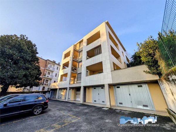 appartamento in vendita ad Ivrea in zona Bellavista