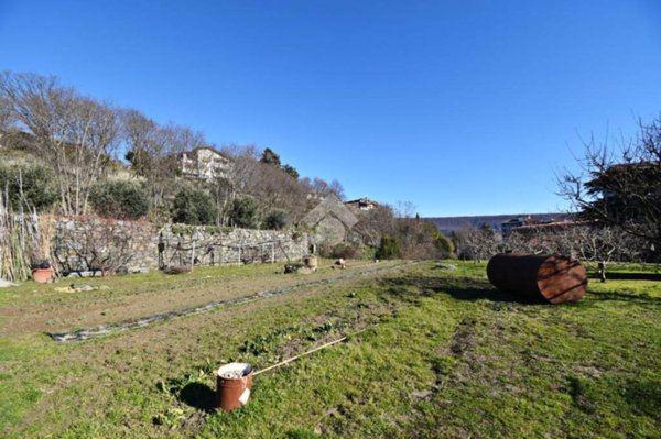 terreno agricolo in vendita ad Ivrea
