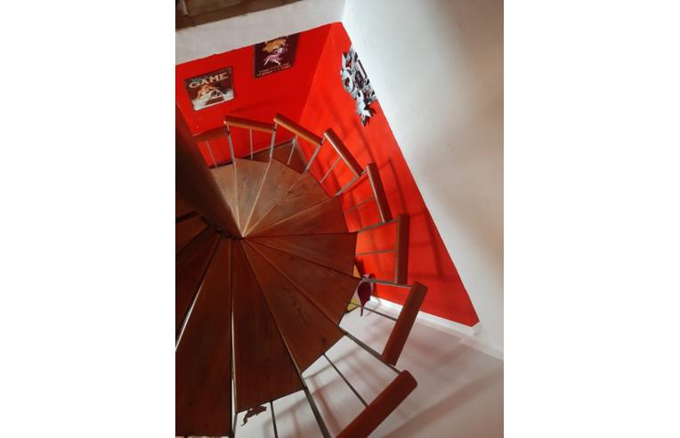 casa indipendente in vendita ad Ivrea