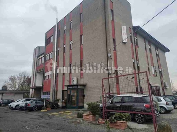 ufficio in vendita ad Ivrea