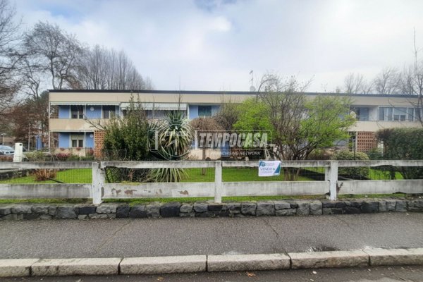 casa indipendente in vendita ad Ivrea