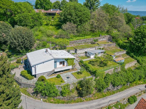 casa indipendente in vendita ad Ivrea