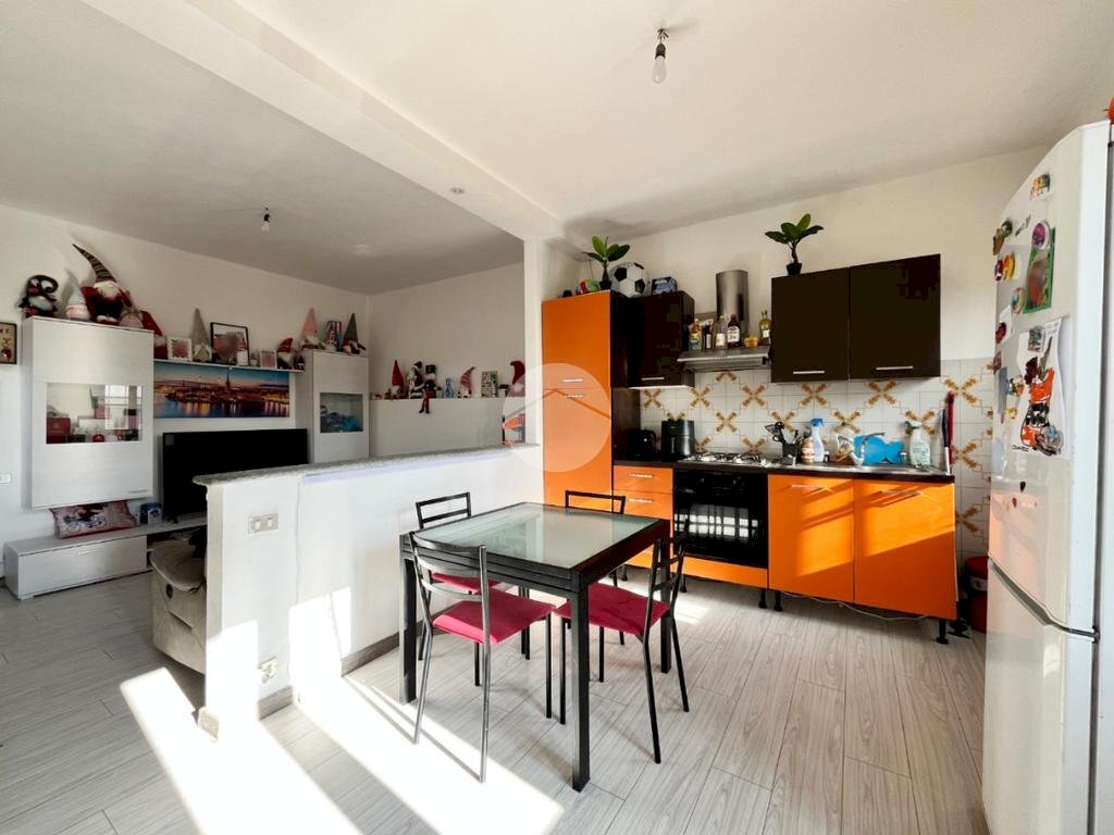 casa indipendente in vendita ad Ivrea in zona Bellavista