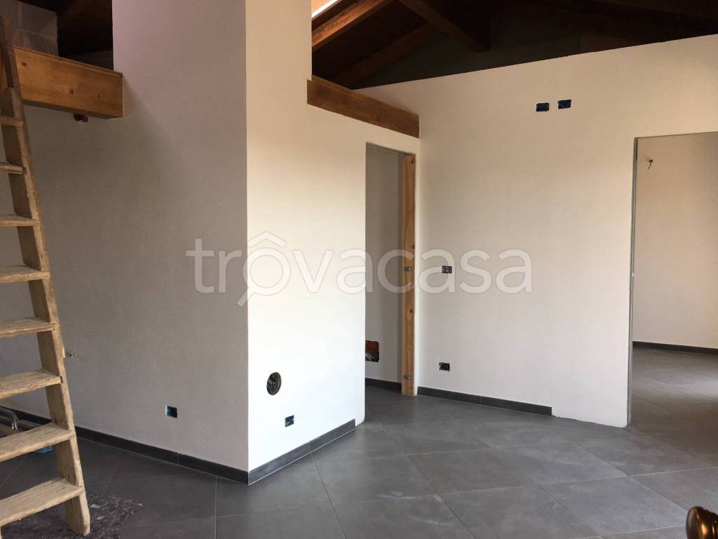 appartamento in vendita ad Ivrea in zona Bellavista