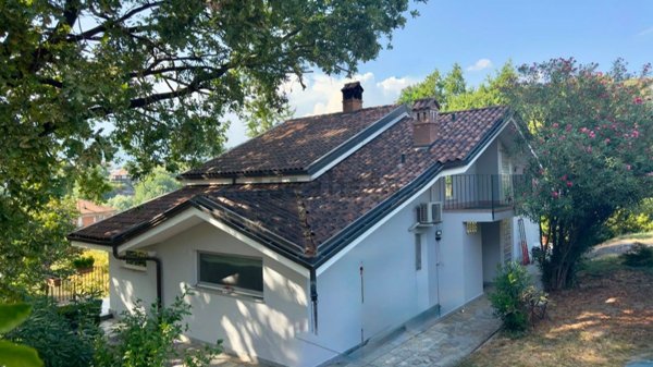 casa indipendente in vendita ad Ivrea