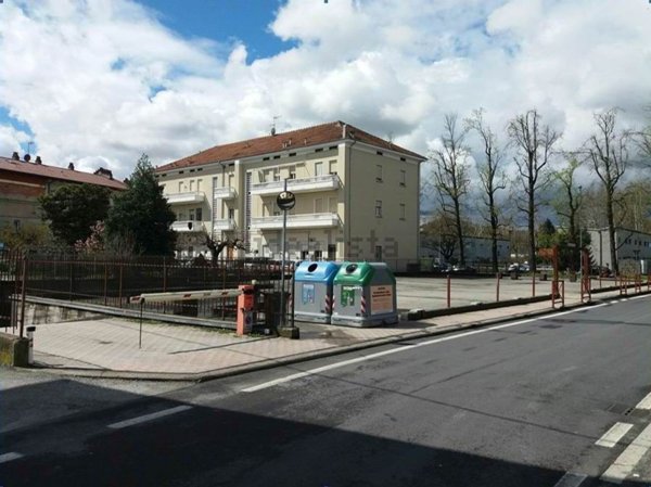 box auto in vendita ad Ivrea